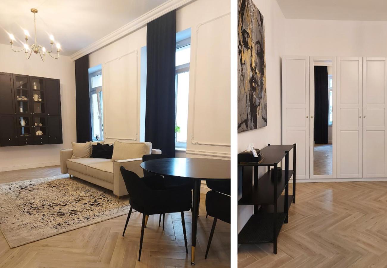 Apartment Komfortowy Z Parkingiem, 70m2, Srodmiescie -klimatyzacja, Dostep Na Kod-polonia Resident *