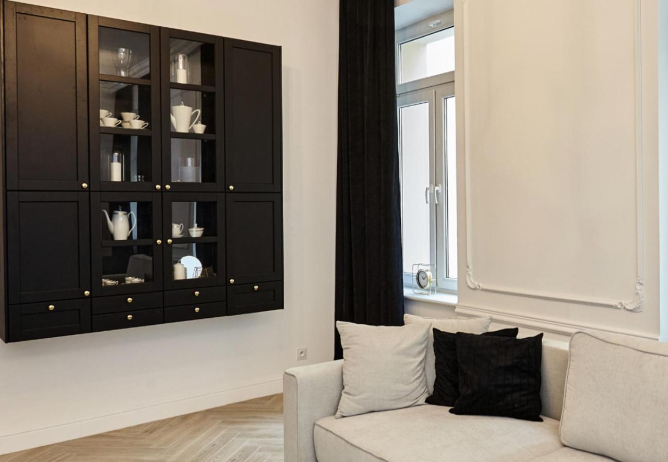 Apartment Komfortowy Z Parkingiem, 70m2, Srodmiescie -klimatyzacja, Dostep Na Kod-polonia Resident Lodz (Lodz)